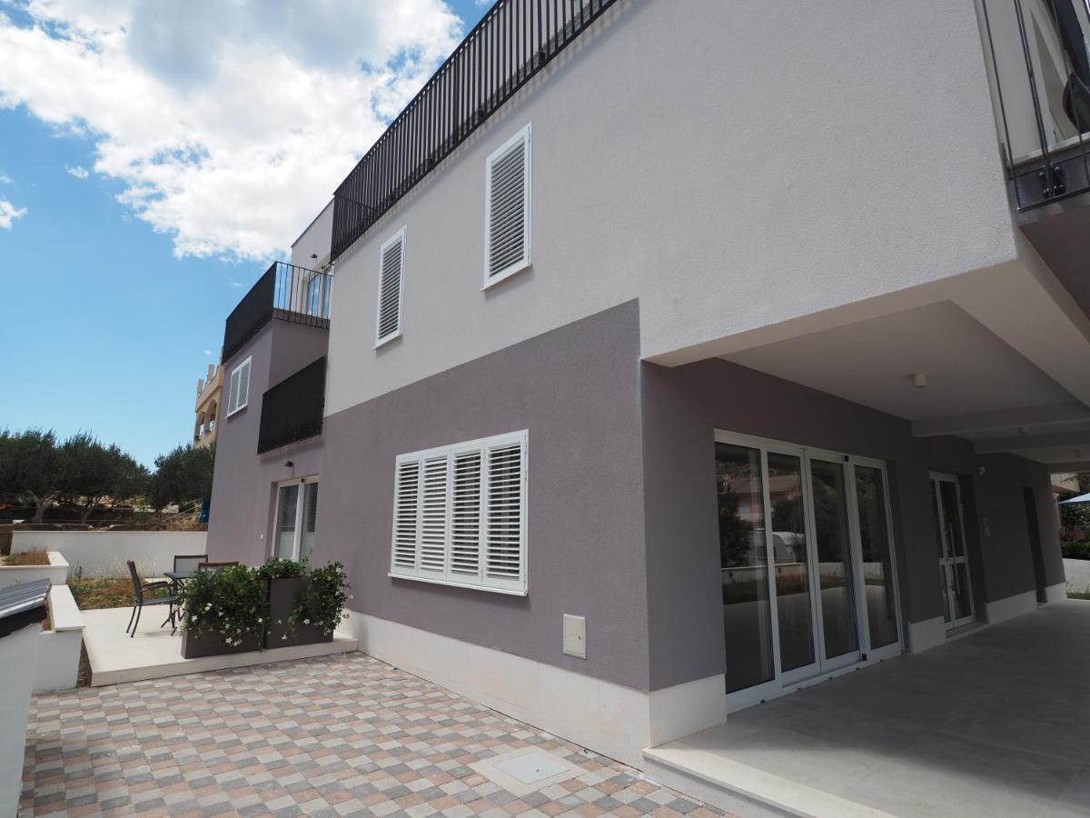 Arte Oliva Bed & Breakfast Grebastica Bagian luar foto