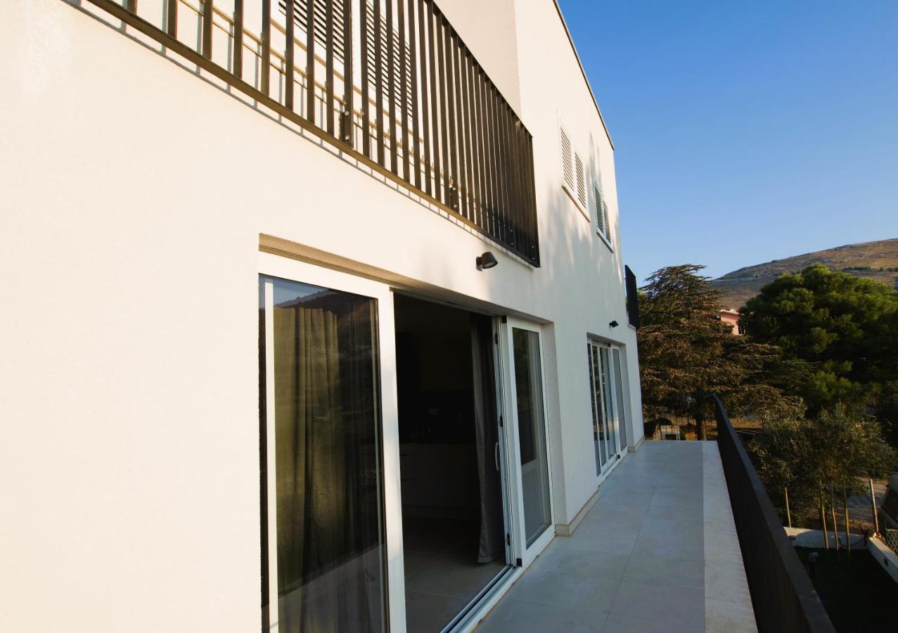 Arte Oliva Bed & Breakfast Grebastica Bagian luar foto