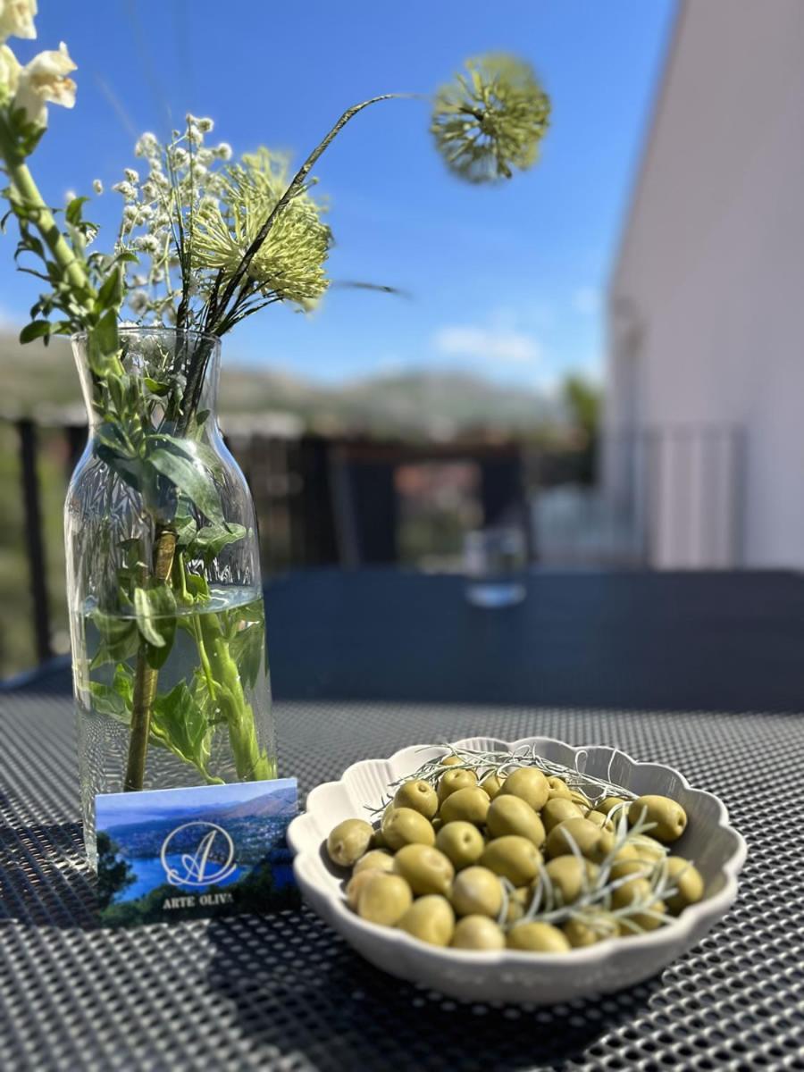 Arte Oliva Bed & Breakfast Grebastica Bagian luar foto