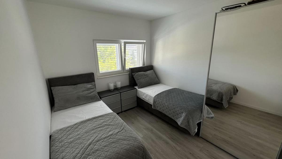 Arte Oliva Bed & Breakfast Grebastica Bagian luar foto