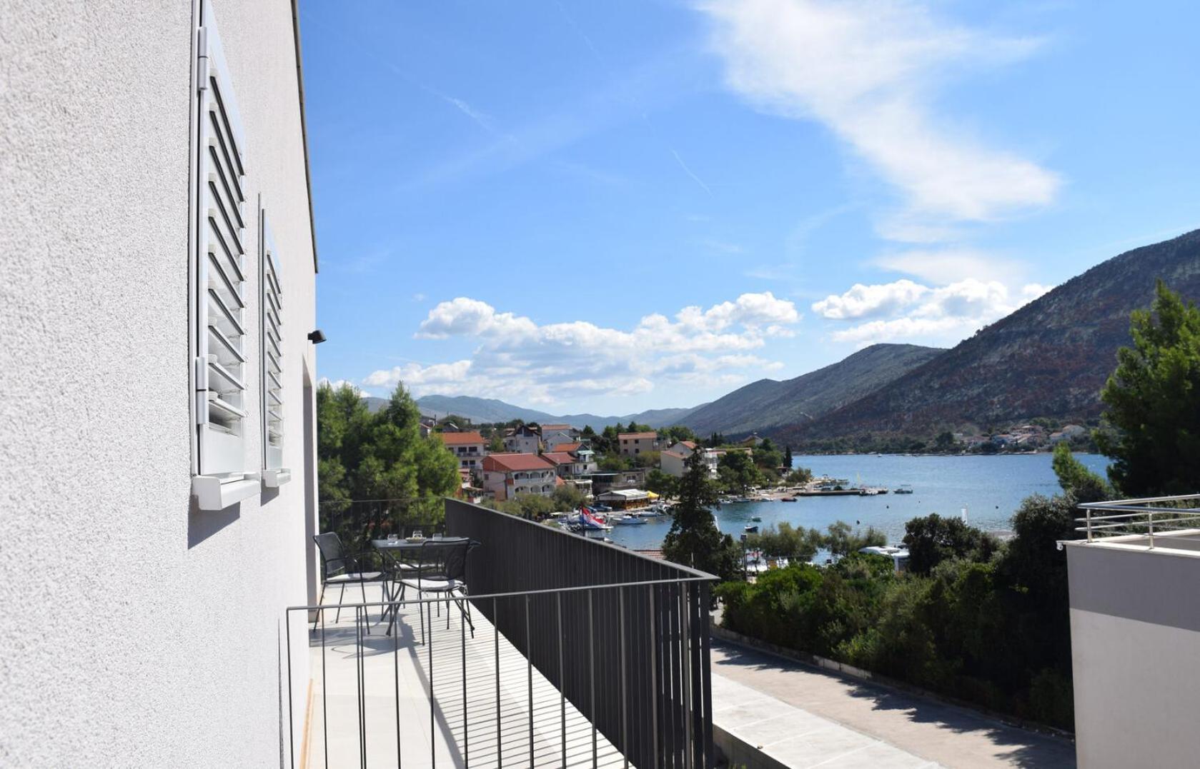 Arte Oliva Bed & Breakfast Grebastica Bagian luar foto
