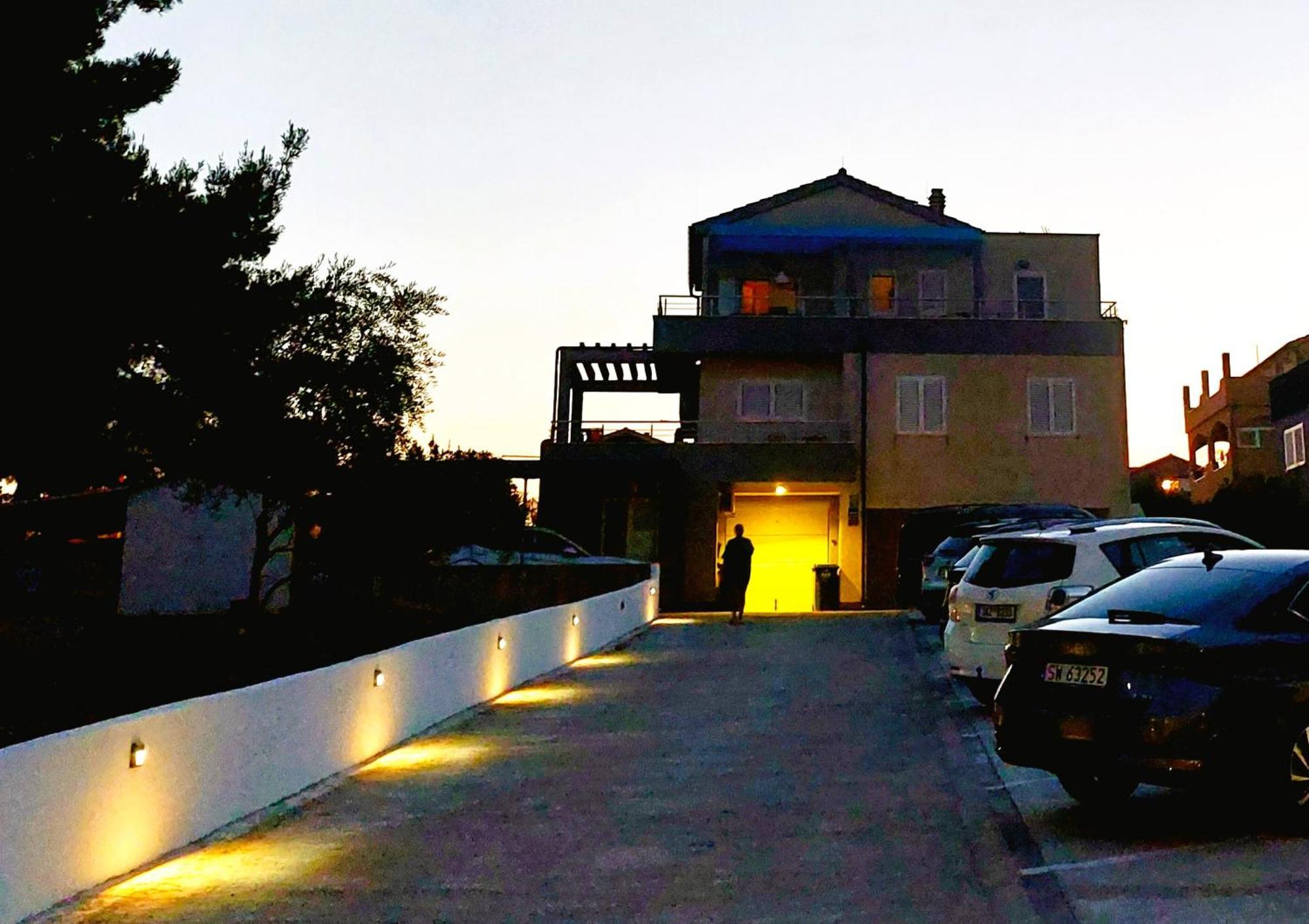 Arte Oliva Bed & Breakfast Grebastica Bagian luar foto
